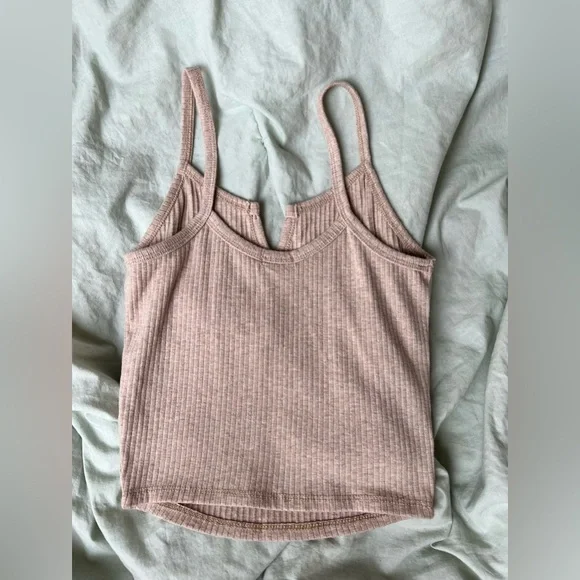 Button Tank - Picture 2 of 3